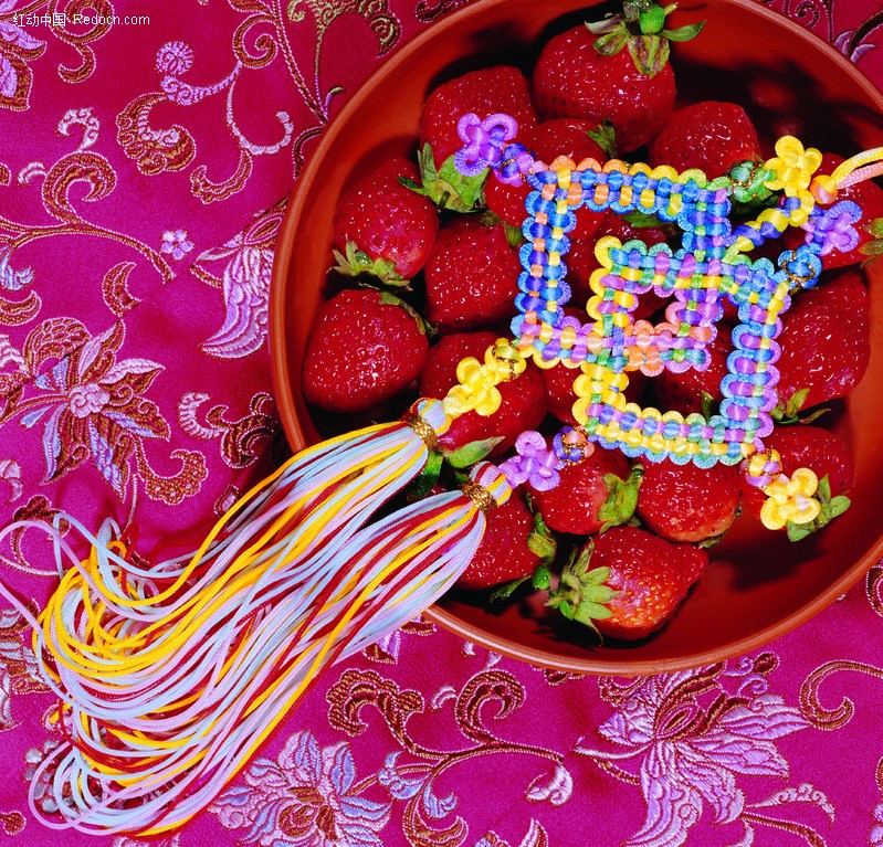 精美的編制藝術(shù)之民族特色的中國結(jié)