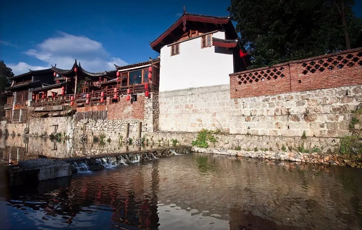 束河桃花塢，在茶馬古道浮生清閑陪父母慢慢變