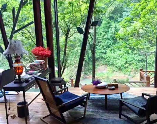 瓜洲云裳山村，春風(fēng)又綠江岸春