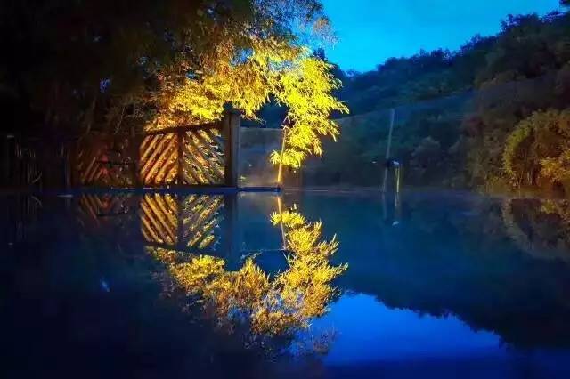 瓜洲云裳山村，春風又綠江岸春