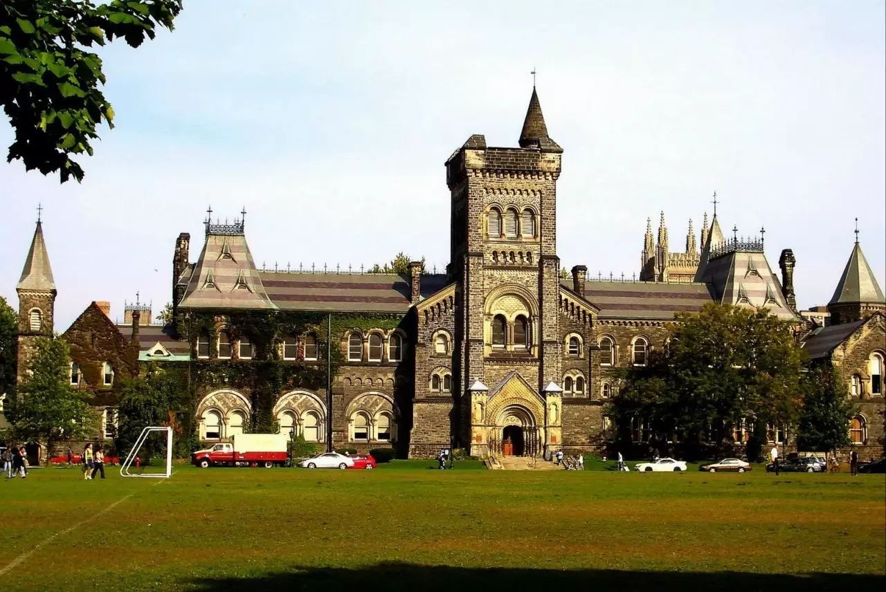 多村一號(hào)，在海外住進(jìn)小別墅慢條思理地生活