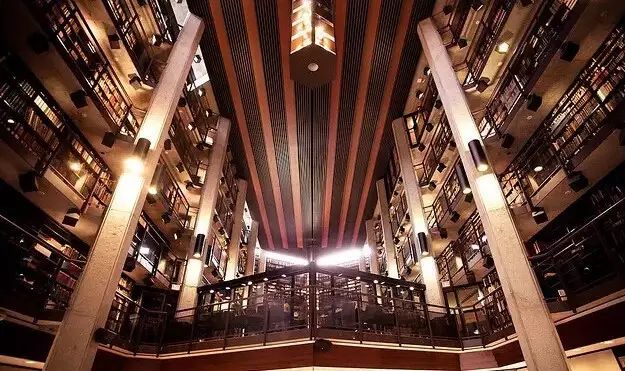 多村一號，在海外住進(jìn)小別墅慢條思理地生活