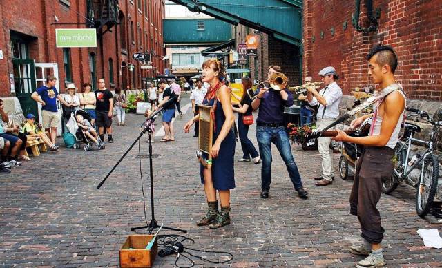 多村一號(hào)，在海外住進(jìn)小別墅慢條思理地生活