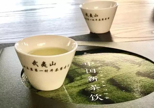 烏龍先生，用心做好茶發(fā)揚(yáng)博大精深的茶文化