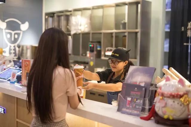 烏龍先生，用心做好茶發(fā)揚(yáng)博大精深的茶文化