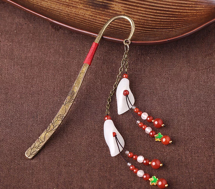 家佳樂文學(xué)古典精美白玉紅瑪瑙流蘇創(chuàng)意書簽