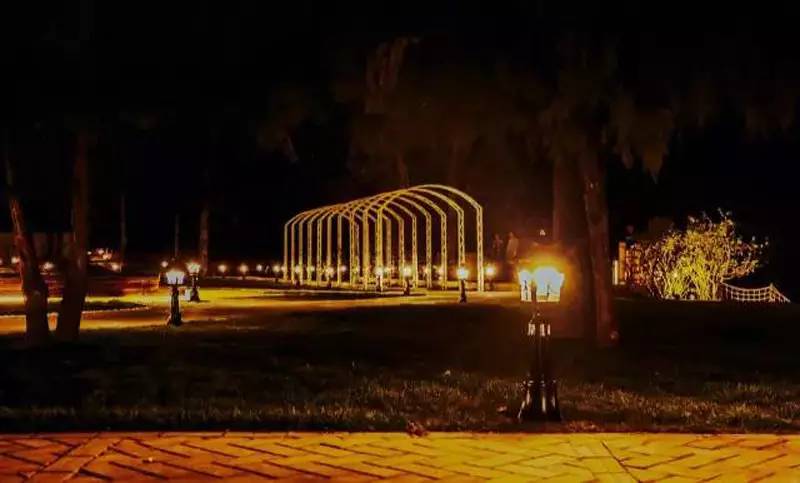 北京金岳臺(tái)溫泉酒店，承載著上個(gè)世紀(jì)的老磚樓