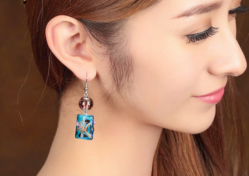 琉璃民族風(fēng)耳飾復(fù)古風(fēng)寶藍(lán)色時(shí)尚耳環(huán)
