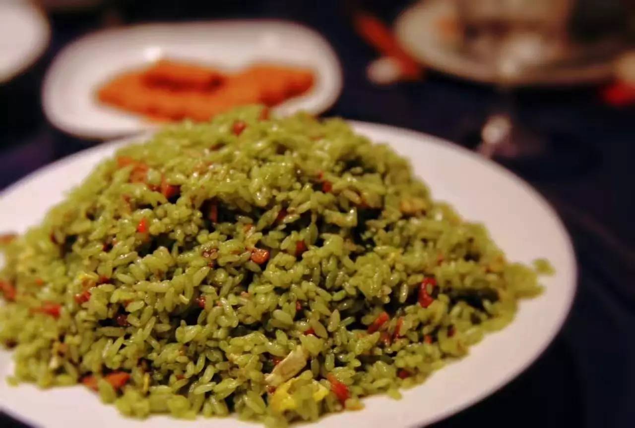 塘棲古鎮(zhèn)小茶姑娘，古鎮(zhèn)溪邊沐浴清風(fēng)滌蕩心靈