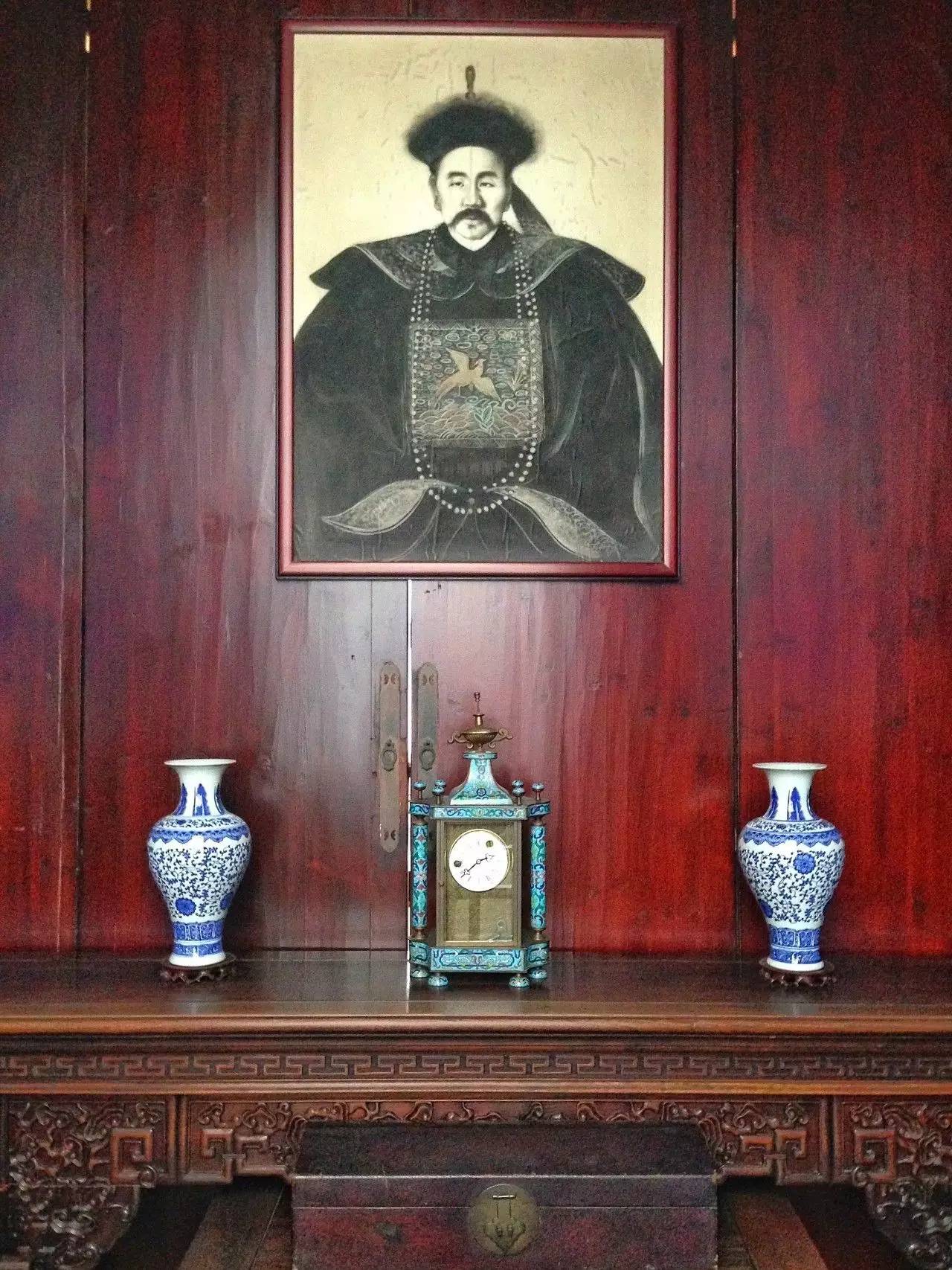 江南豪宅，淺談用紫檀和花梨木建的胡雪巖故居