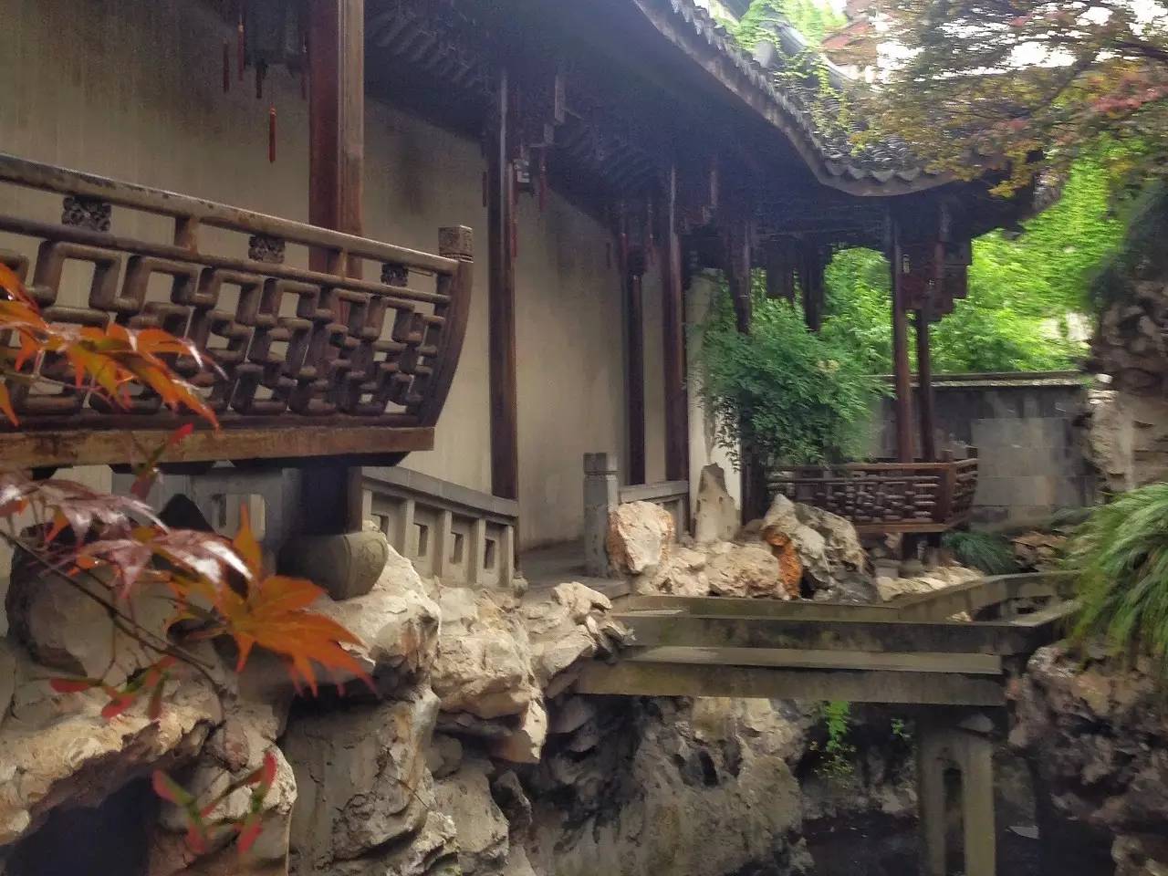 江南豪宅，淺談用紫檀和花梨木建的胡雪巖故居