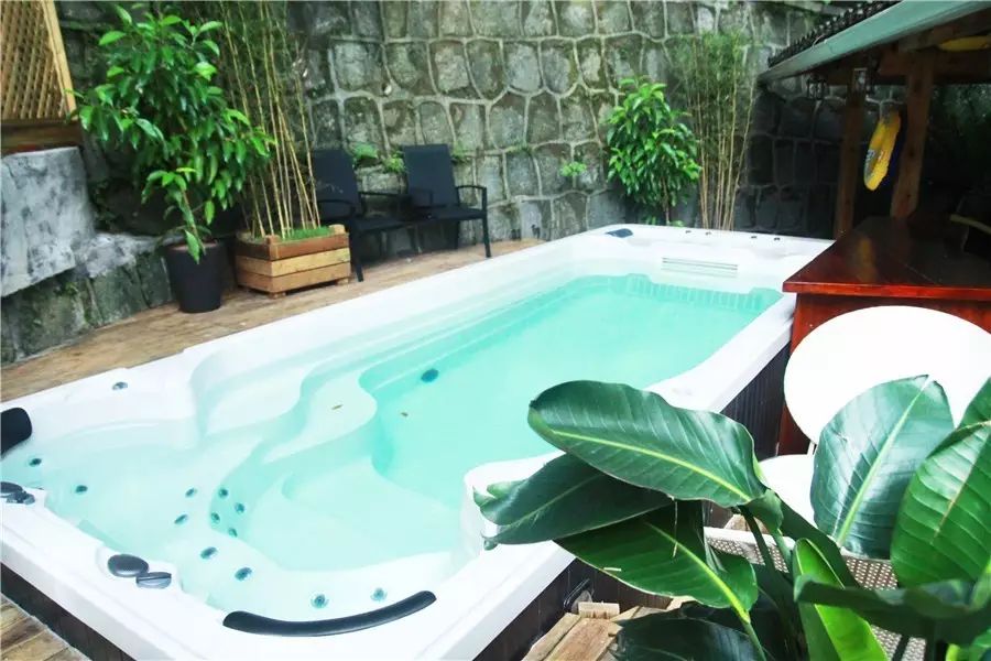 杭州·若白雅苑，擁有無邊泳池「最好泡民宿」