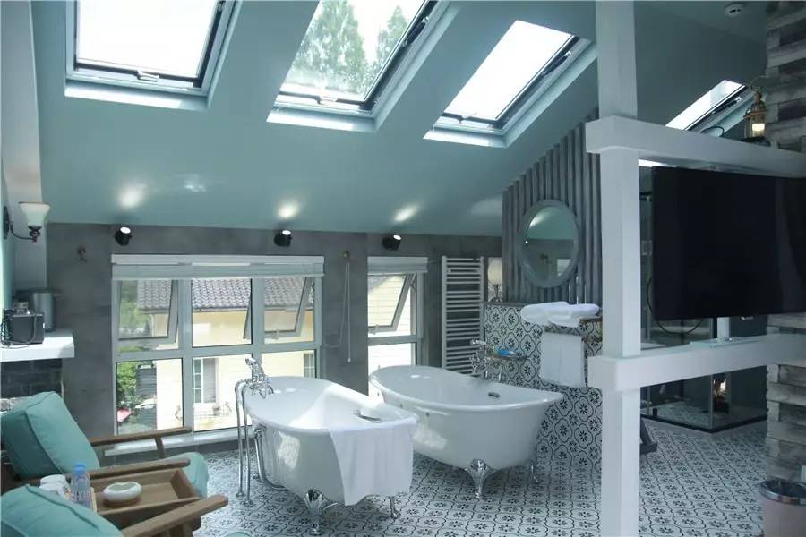 杭州·若白雅苑，擁有無(wú)邊泳池「最好泡民宿」