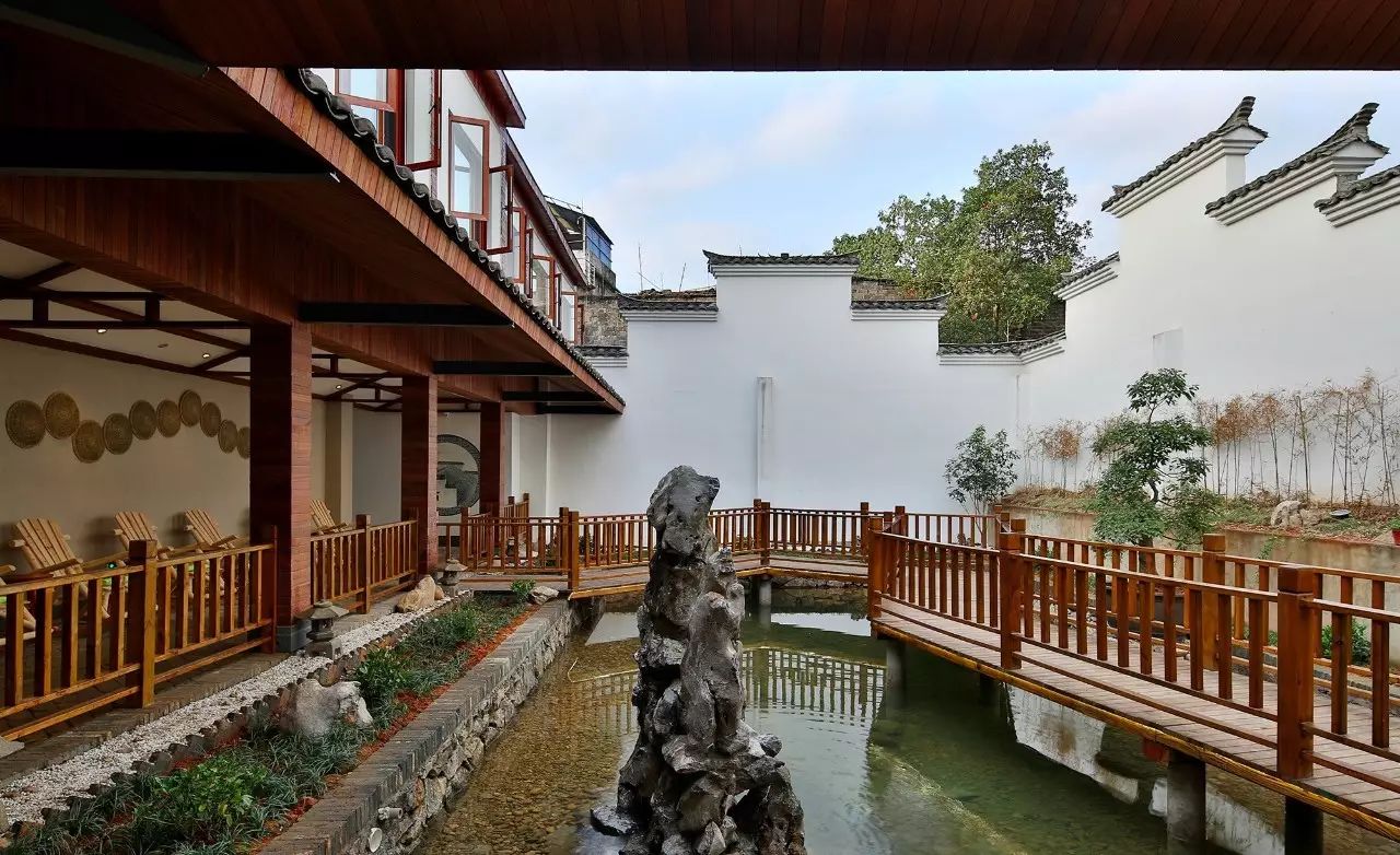 陶舍藝術(shù)酒店，一個「詩意的世界」