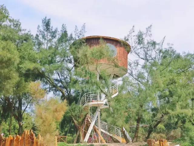 翡翠灣，在遼闊的海洋前做回無憂快樂的自我