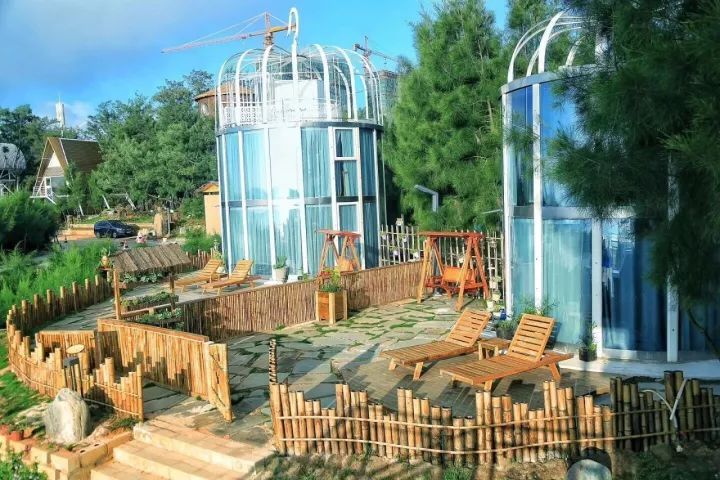 翡翠灣，在遼闊的海洋前做回?zé)o憂快樂的自我