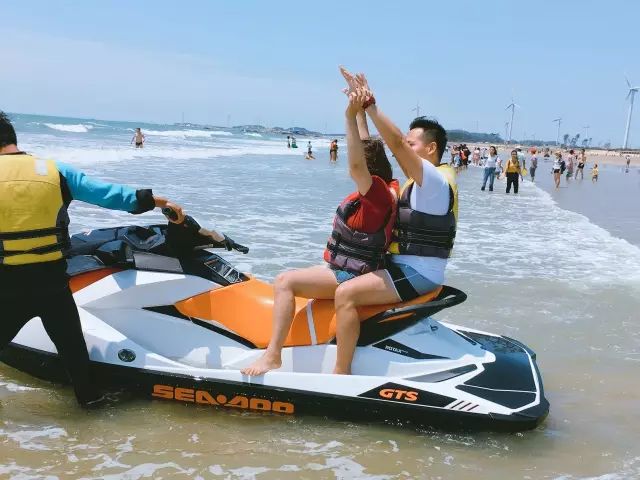 翡翠灣，在遼闊的海洋前做回無憂快樂的自我