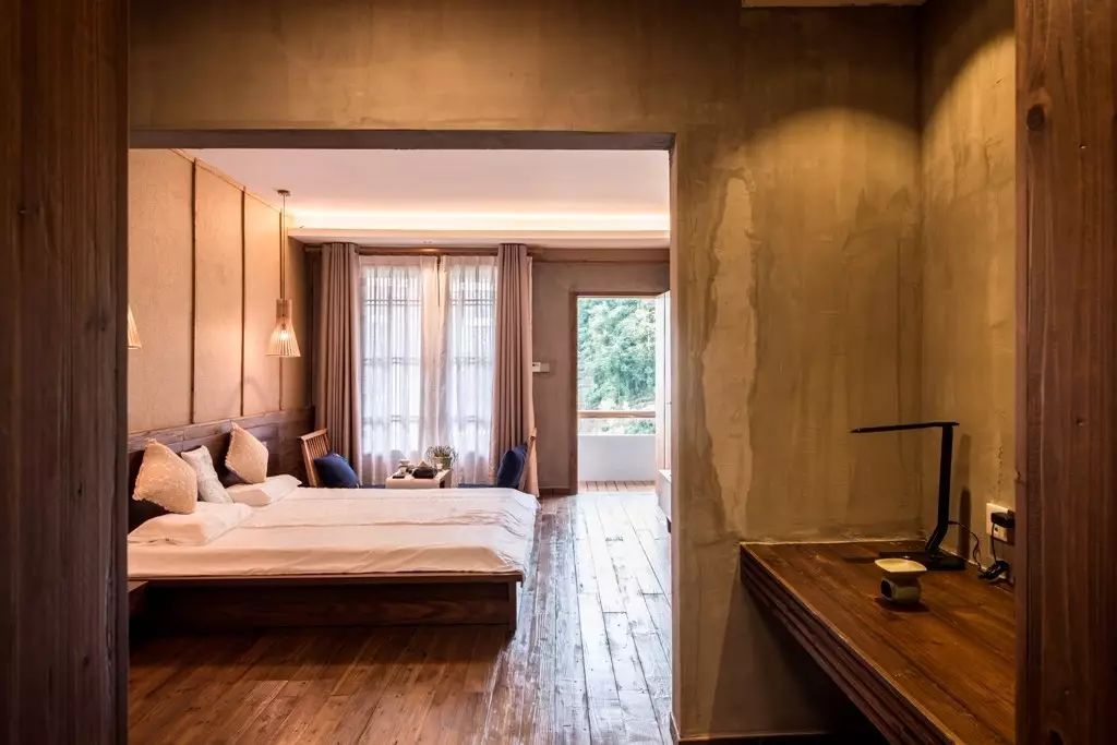 叢山茶境，一片天一座山忘了山外忘卻自己