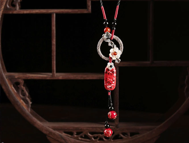 家佳樂文學(xué)陶瓷配飾復(fù)古毛衣鏈項鏈?zhǔn)罪? src="/wenxue/d/file/bigpic/190404/04/13-1F926232543.png" style="height: 520px; width: 750px;" / data-sg1s="5HZkqE"><br / data-uvAV="E4dyS8">
	<img alt=