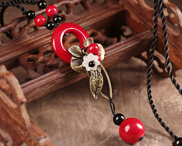 紅艷復(fù)古的毛衣鏈時(shí)尚項(xiàng)鏈?zhǔn)罪? src="/wenxue/d/file/bigpic/190404/04/13-1F92G11936.png" style="height: 519px; width: 750px;" / data-kowM="2eVdRi"><br / data-AkwT="h73eRl">
	<img alt=