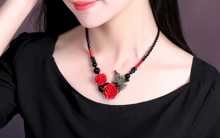 家佳樂文學紅色玫瑰吊墜復古項鏈新娘首飾