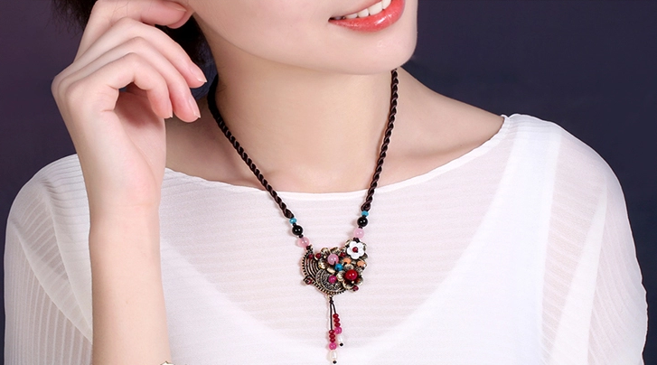 復(fù)古文藝鎖骨鏈時(shí)尚項(xiàng)氣質(zhì)項(xiàng)鏈?zhǔn)罪? src="/wenxue/d/file/bigpic/190404/04/13-1F92Q13411-50.png" style="height: 410px; width: 750px;" / data-Aoa9="jbMiJv"><br / data-mhMi="97WvTy">
	<img alt=