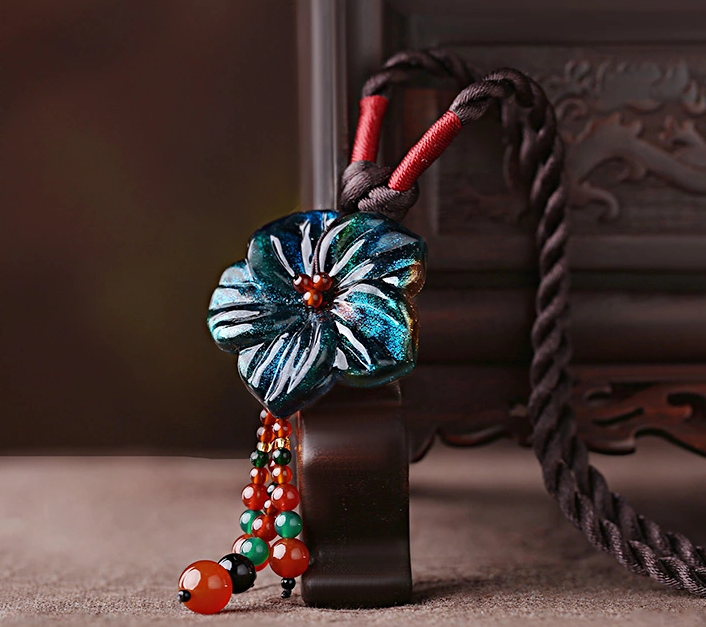 琉璃花朵吊墜時尚古風(fēng)項(xiàng)鏈?zhǔn)罪? src="/wenxue/d/file/bigpic/190404/04/13-1F92Z95920-50.png" style="height: 570px; width: 750px;" / data-qnyM="CcoehZ"><br / data-yPFL="cWw0z1">
	<img alt=