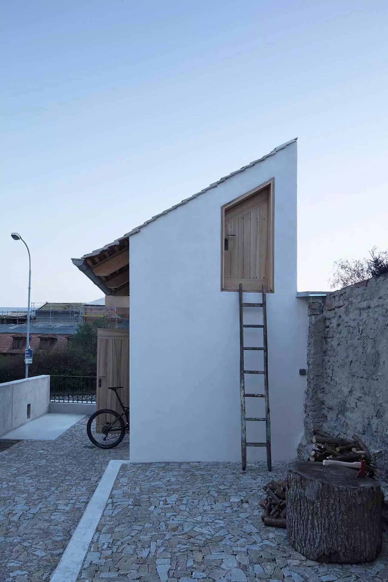 百年老房改造的民宿，古樸純美中透露出靜謐的