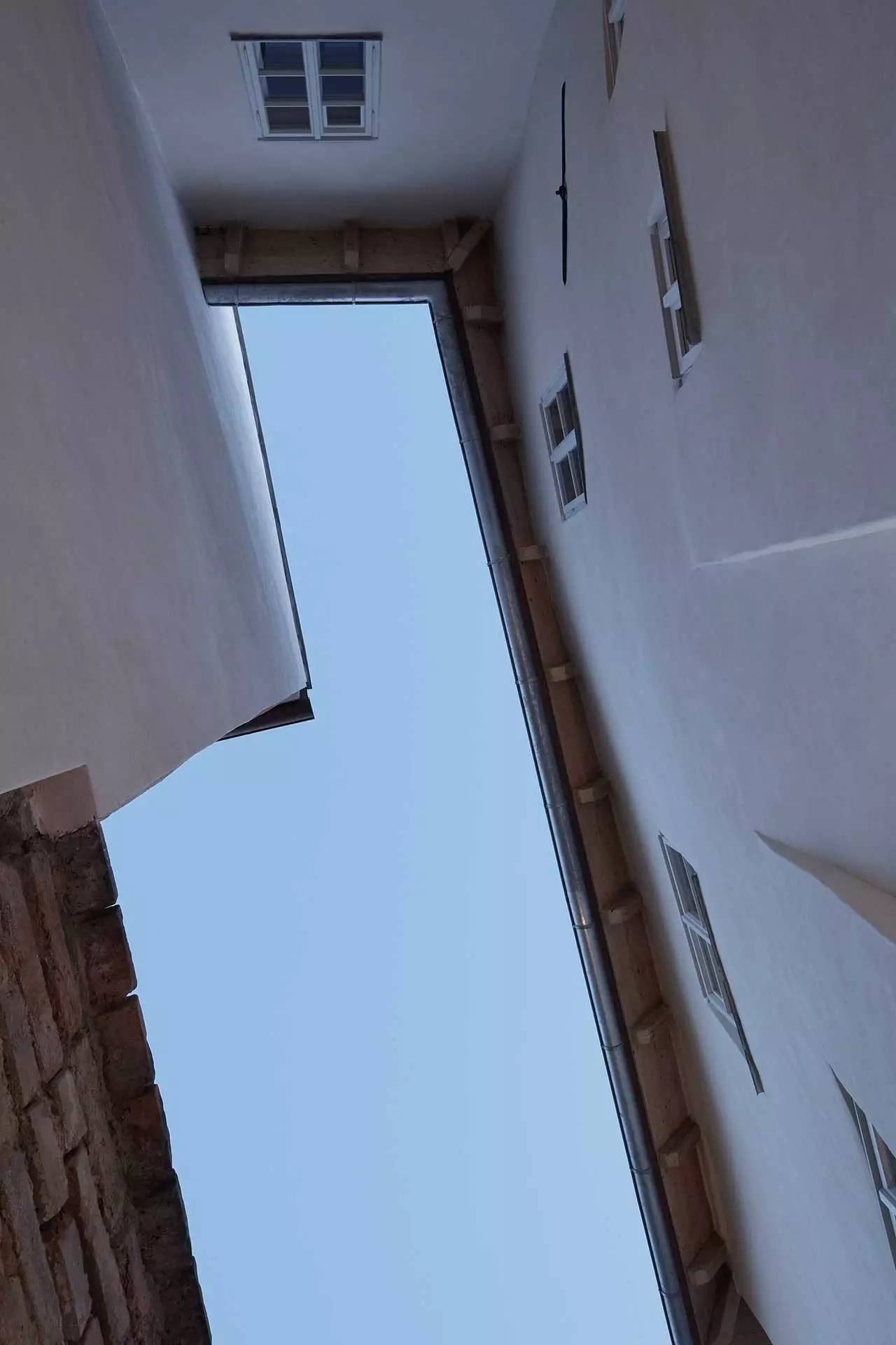 百年老房改造的民宿，古樸純美中透露出靜謐的