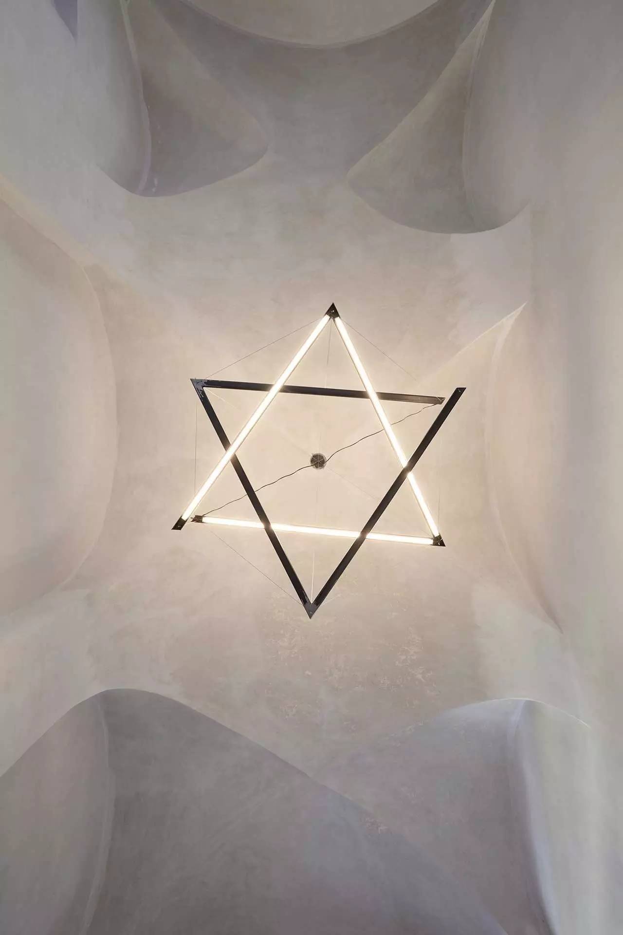 百年老房改造的民宿，古樸純美中透露出靜謐的