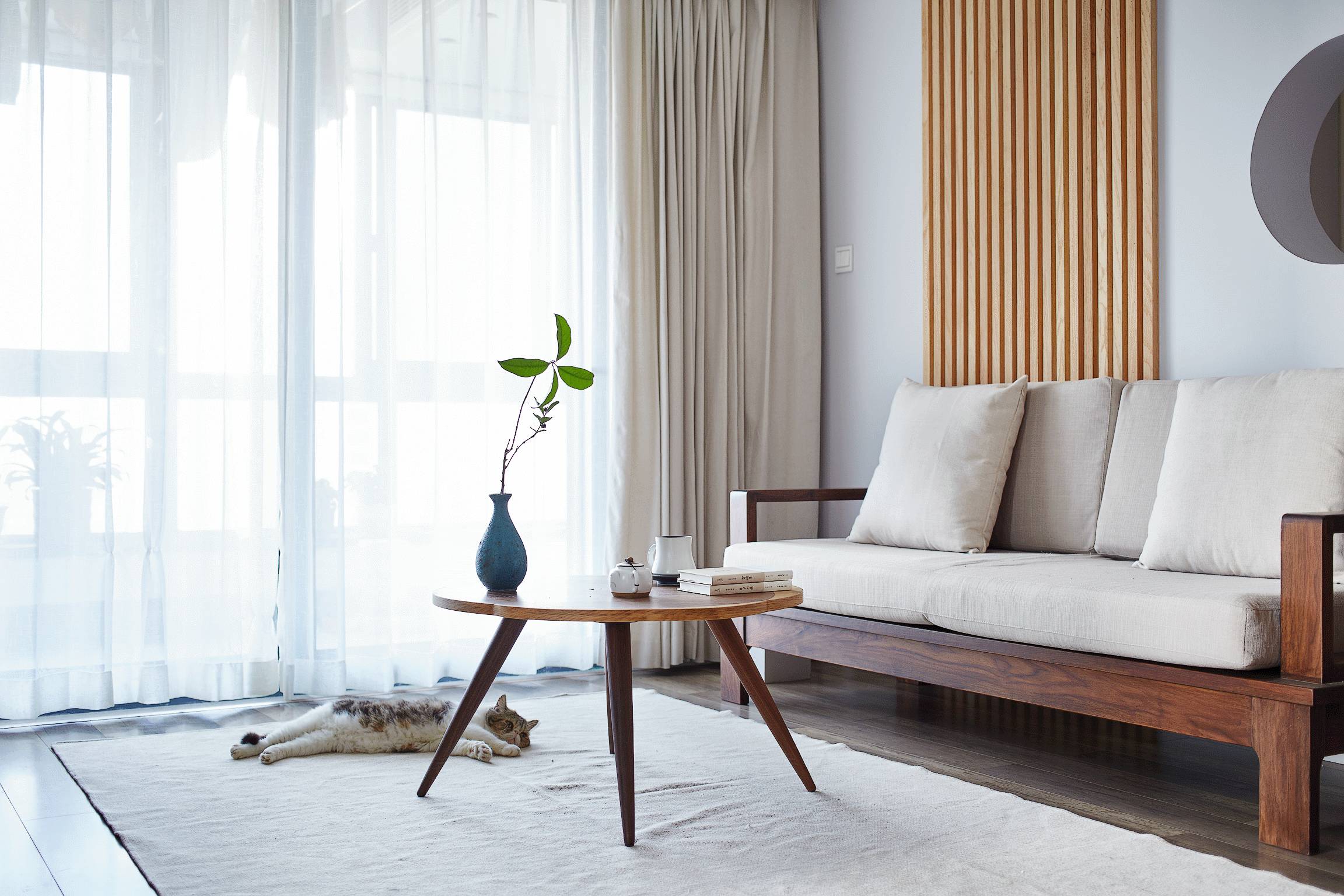 原木清風(fēng)，家理應(yīng)如此