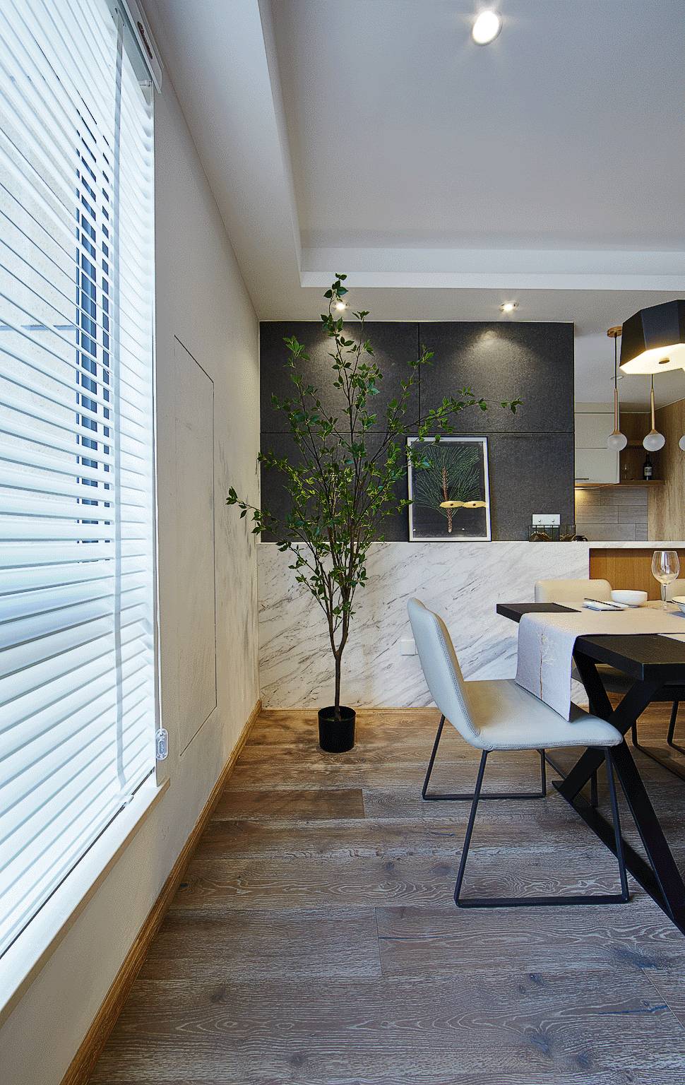 原木清風(fēng)，家理應(yīng)如此