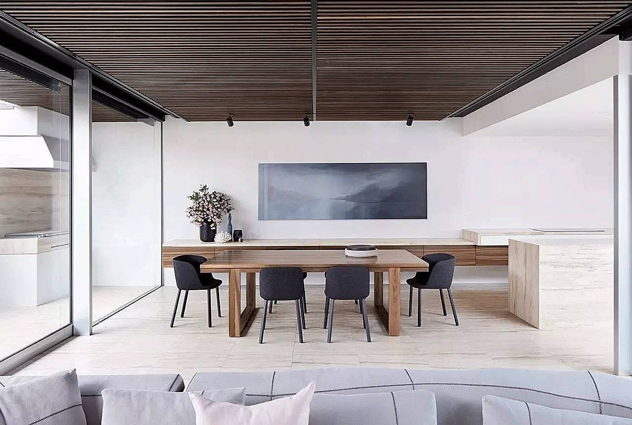 越白越簡(jiǎn)，越極致