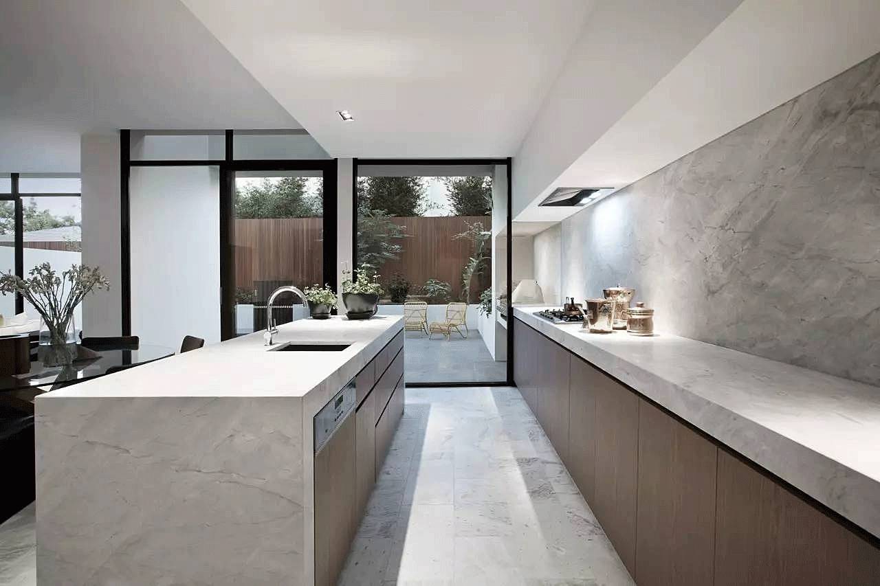 越白越簡(jiǎn)，越極致