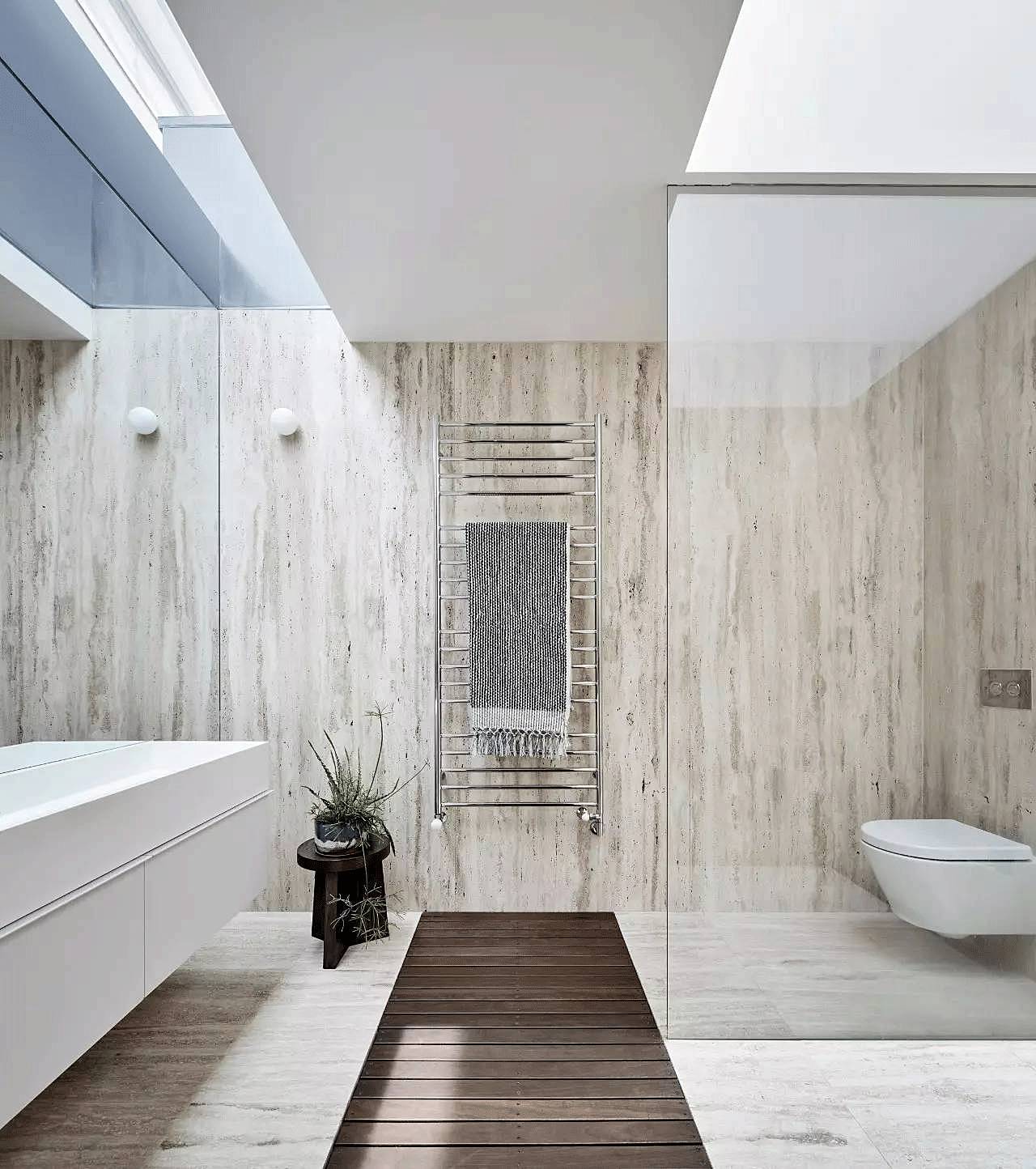 越白越簡(jiǎn)，越極致