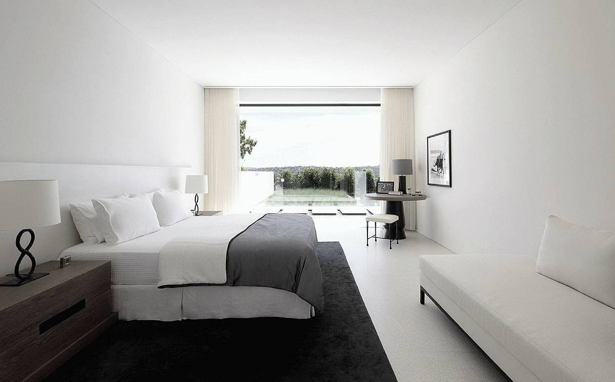 越白越簡，越極致