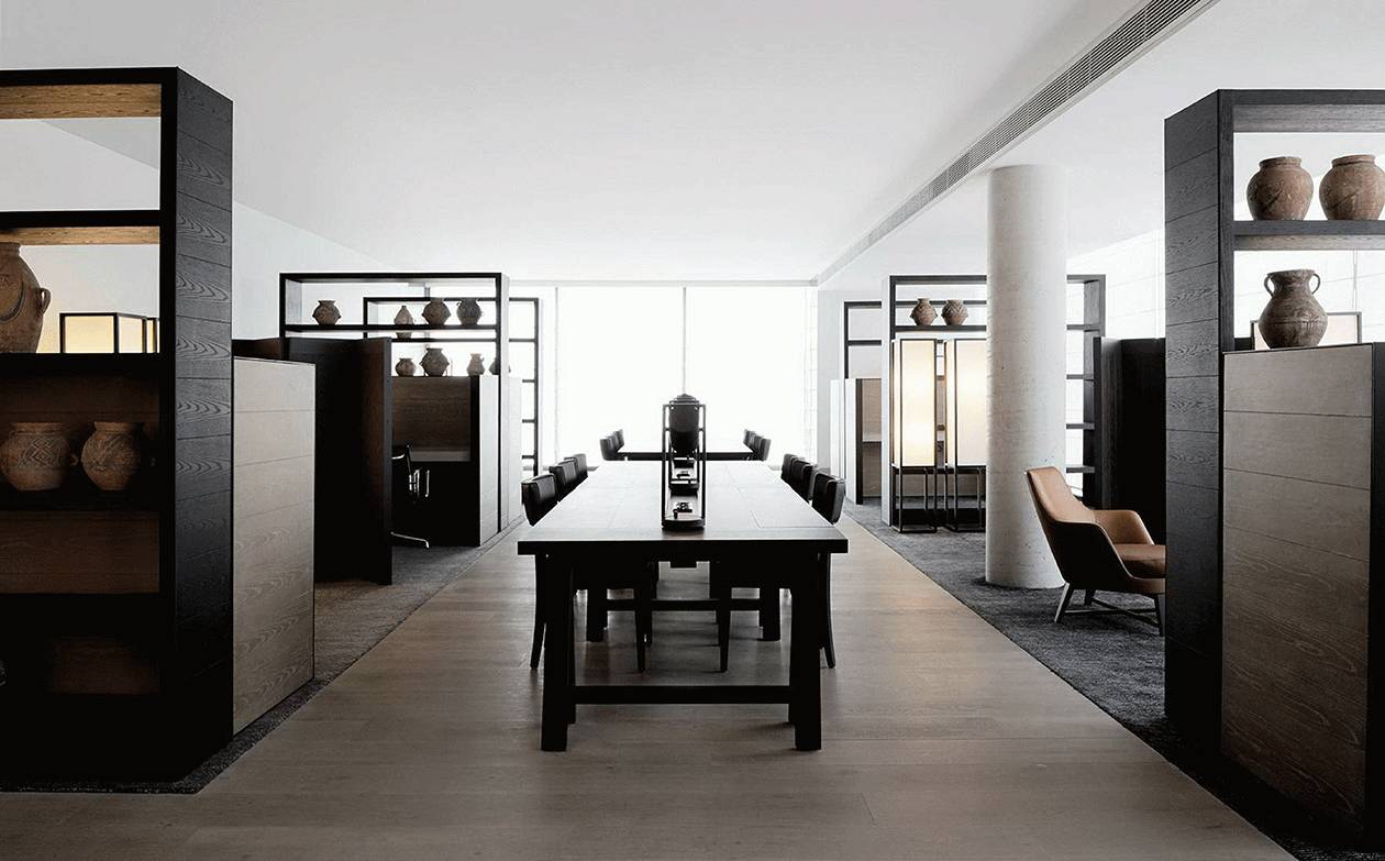 越白越簡，越極致