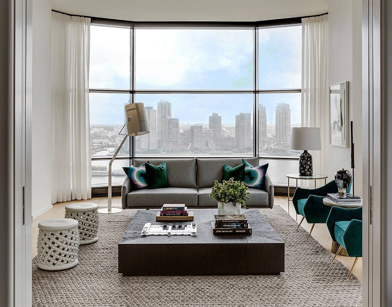 越白越簡，越極致