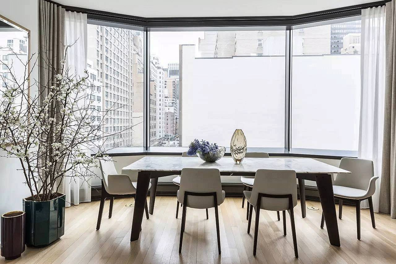 越白越簡，越極致