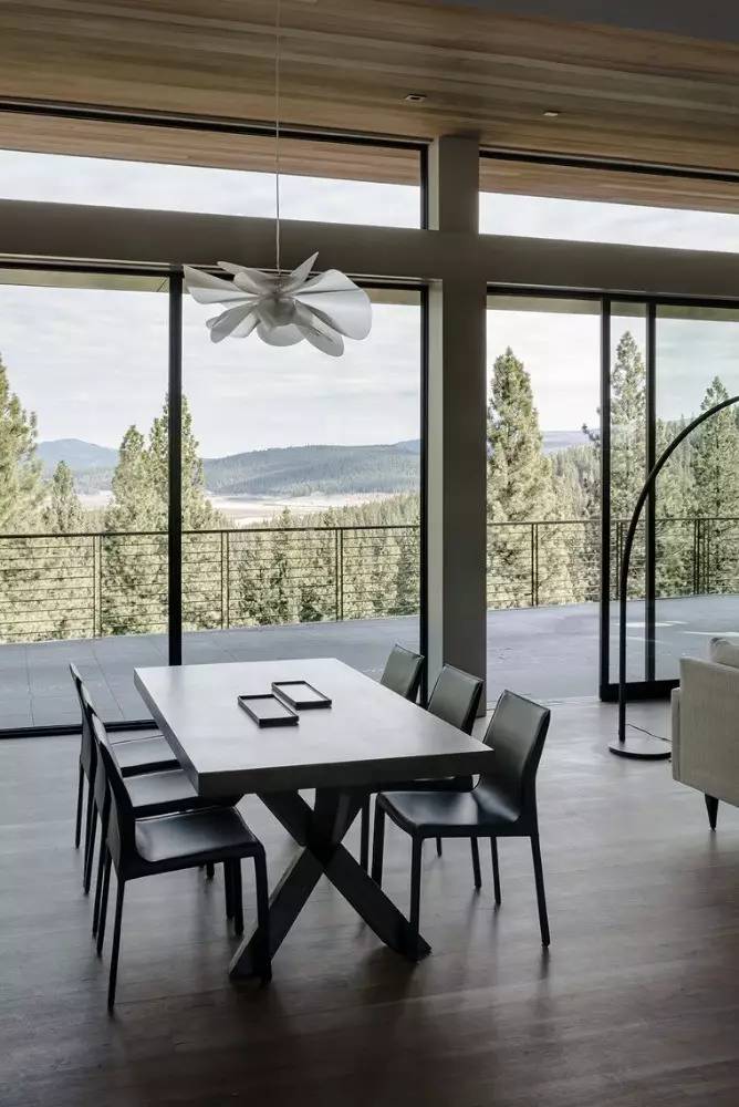 回歸自然，用木材打造最質(zhì)樸的家