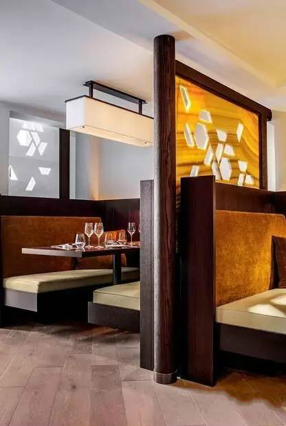 藝術(shù)與空間的完美結(jié)合，奢華新中式酒店設(shè)計(jì)