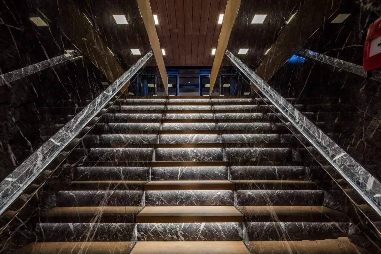 藝術(shù)與空間的完美結(jié)合，奢華新中式酒店設(shè)計(jì)