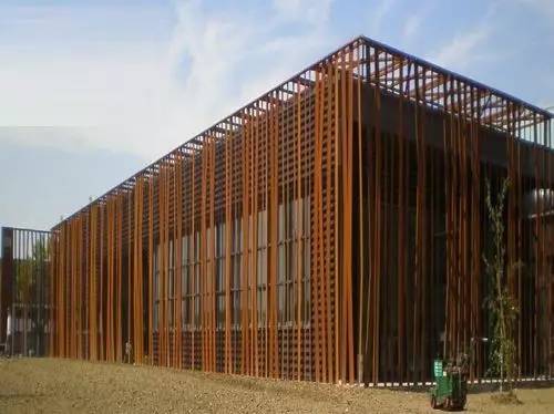 木格柵建筑，次序中的美