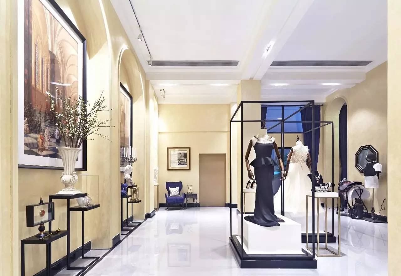 現(xiàn)代摩登格調(diào)，完美演繹當(dāng)代先鋒生活美學(xué)