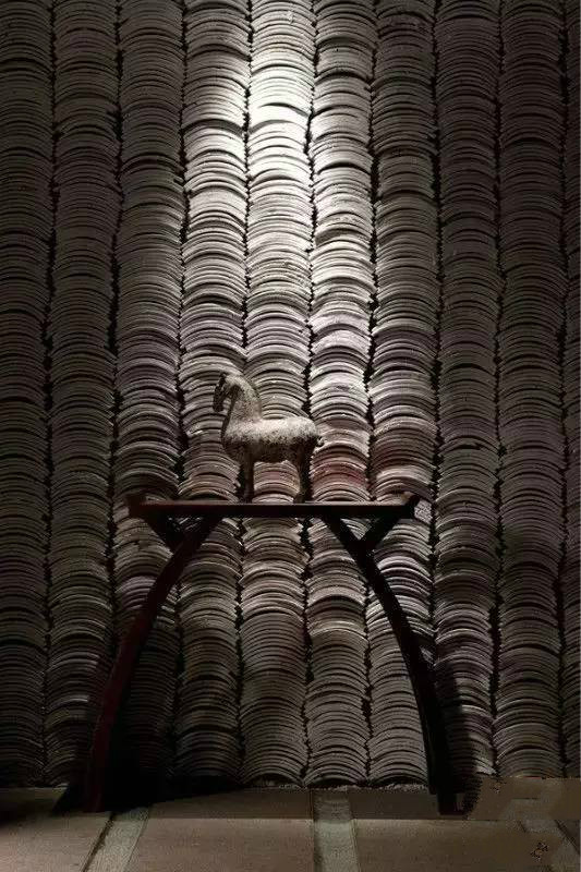 古建筑，一片瓦，遮風(fēng)擋雨