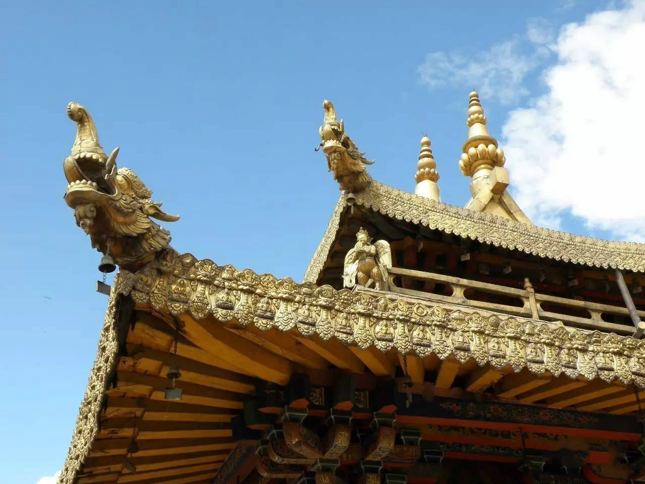 中國古建筑四大類別 北京四合院徽州民居陜北窯