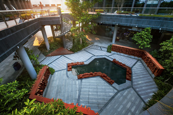 紅磚的建筑藝術(shù)，每一張紅磚墻都可以拿去做紅