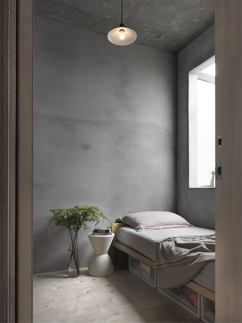 水泥毛坯房遇到中式禪意，最原生態(tài)的高級灰典