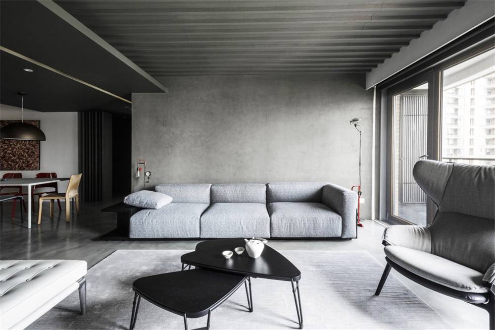 水泥毛坯房遇到中式禪意，最原生態(tài)的高級(jí)灰典