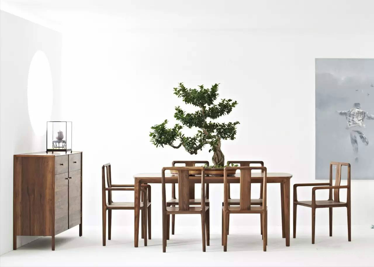 簡(jiǎn)潔大氣的中式家具，傳統(tǒng)之美！